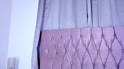 Snapshot of ashley_piinkk chatting on March 10, 3:45 am Ashley online show from March 10, 3:45 am