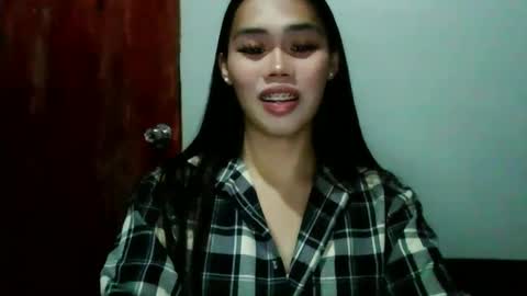 Atasha Miller online show from December 19, 2:35 pm