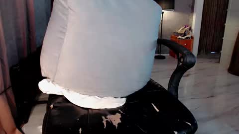 aubrey online show from February 17, 8:11 am