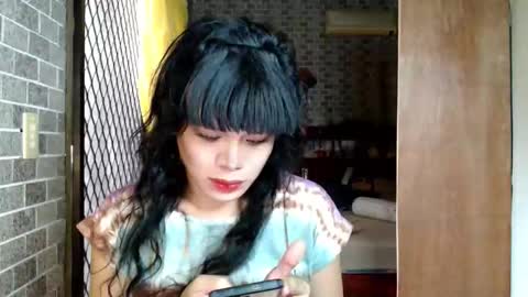 aymkyline online show from February 18, 1:46 am