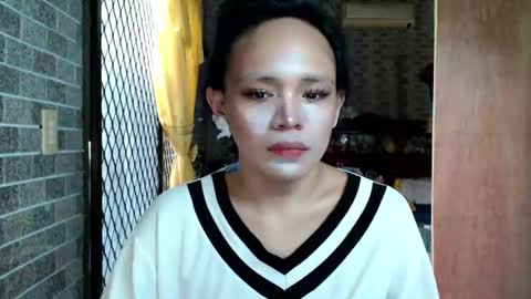 aymkyline online show from March 8, 2:15 am