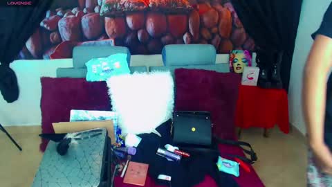 hyun online show from January 2, 5:24 am