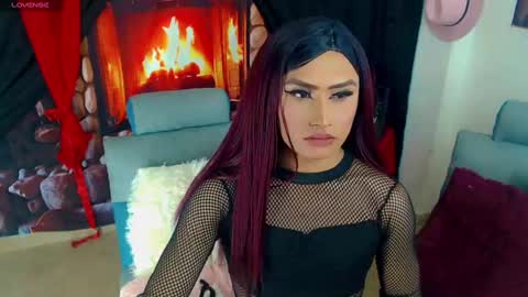 hyun online show from January 12, 12:01 pm