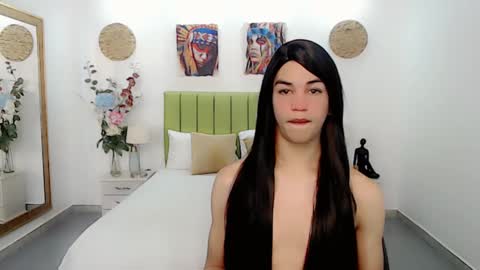 Snapshot of baby_sky01 chatting on September 19, 12:33 pm KENDALL online show from September 19, 12:33 pm
