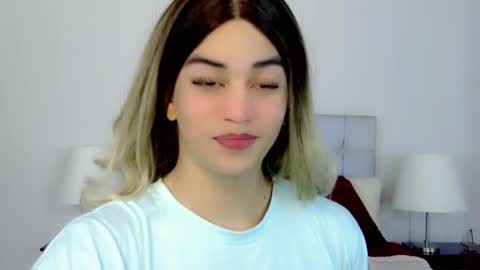 Snapshot of baby_sky01 chatting on September 27, 8:18 pm KENDALL online show from September 27, 8:18 pm