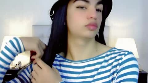 Snapshot of baby_sky01 chatting on October 8, 9:27 pm KENDALL online show from October 8, 9:27 pm