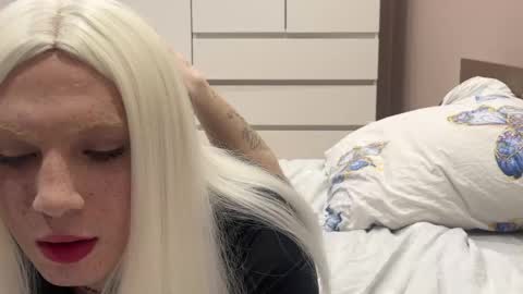 Loli online show from February 7, 11:45 pm