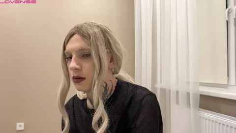 Loli online show from March 3, 6:40 pm