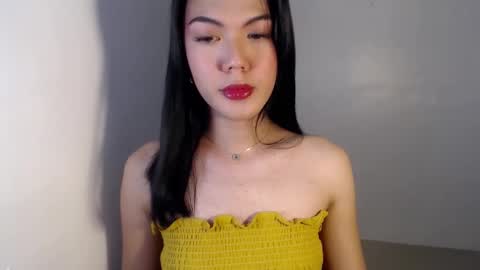 Snapshot of baddie_bunnyx chatting on January 14, 2:53 pm Hello im your lovely Cheska online show from January 14, 2:53 pm