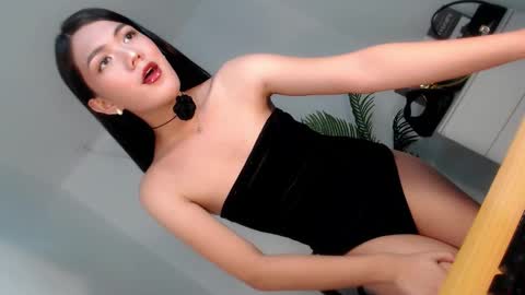 Snapshot of baddie_bunnyx chatting on March 12, 6:51 am Hello im your lovely Cheska online show from March 12, 6:51 am