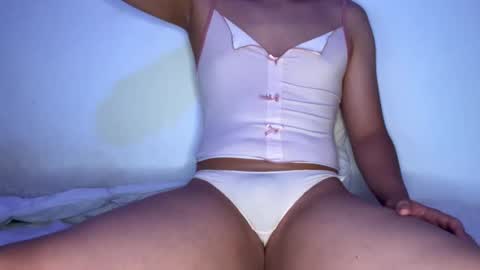 Beeneko online show from September 18, 6:35 pm