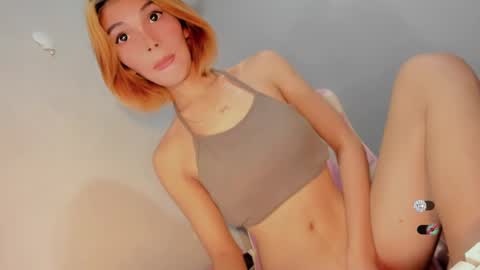 Snapshot of bella_tara chatting on March 12, 8:30 am Bella online show from March 12, 8:30 am