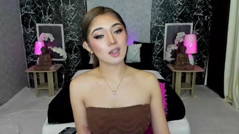 Bella online show from November 9, 8:15 am