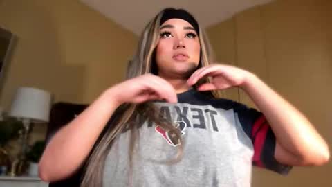 BELLA JONES online show from February 15, 3:35 am