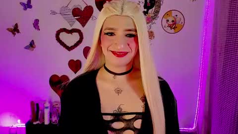 aleja   independent model online show from February 8, 6:22 am