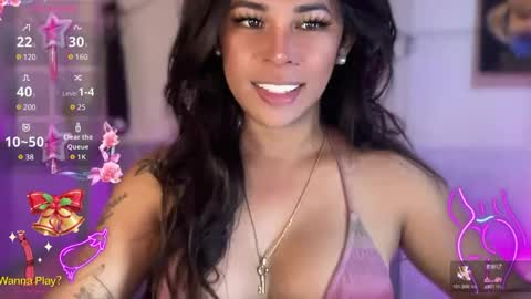 Snapshot of bigcockamanda23 chatting on December 13, 6:42 am queen amanda online show from December 13, 6:42 am