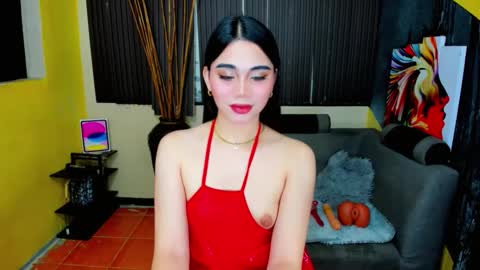 kiaaannaaaa online show from February 9, 5:53 pm