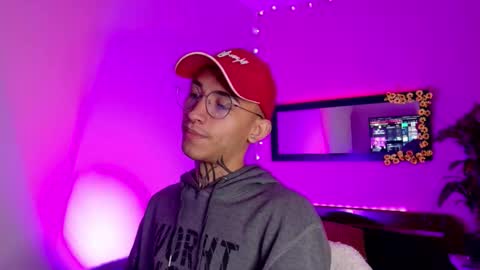  ..  .. online show from November 11, 12:56 am