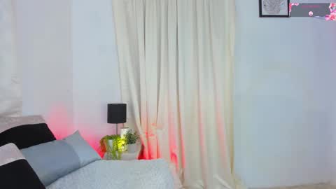 Estevez igestevezblaze1 online show from September 28, 3:16 am