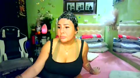 Miles online show from February 17, 7:27 am