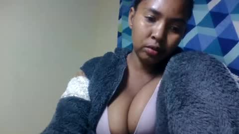 botorielle online show from July 9, 11:47 am