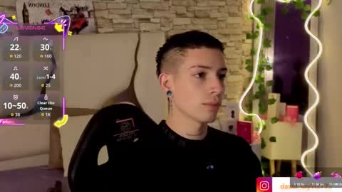 JAVI online show from February 2, 7:35 pm