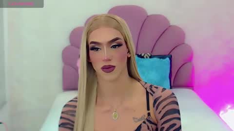 BRIANA online show from February 18, 1:43 am