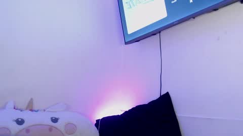 bunny_s0fi online show from April 12, 2:37 am