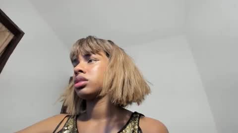 Callie online show from March 25, 5:02 am