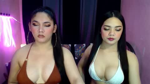 callme_wildhillary4uxxx online show from December 2, 2:36 pm