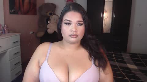   online show from March 23, 9:36 am