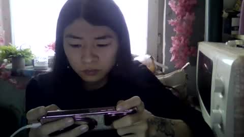 CarlyJoy online show from December 18, 9:04 am