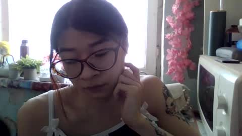 CarlyJoy online show from March 28, 9:44 am