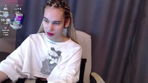 Cassie online show from December 19, 2:46 pm