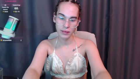 Cassie online show from December 21, 11:56 pm