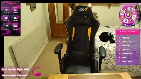 Snapshot of catherine76x chatting on February 2, 4:54 pm Catherinecuddles online show from February 2, 4:54 pm