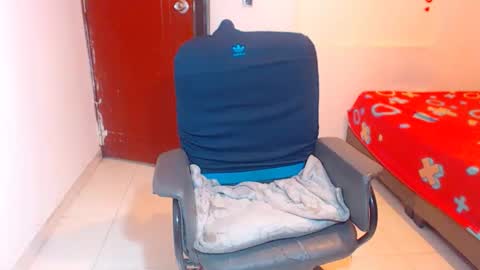 cathi_nahomi online show from November 30, 7:11 am