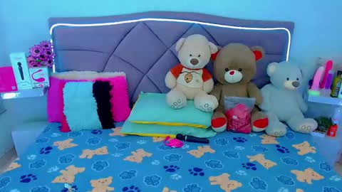 cattaleya skinny online show from September 19, 3:45 am