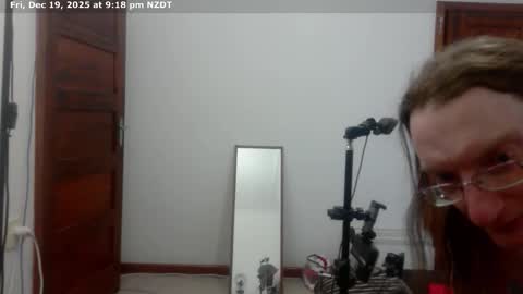 Adalyn online show from December 19, 8:19 am