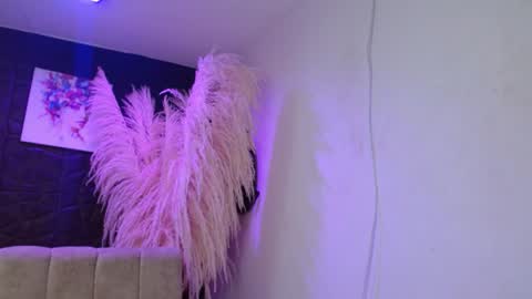 chanel_bitch783354 online show from March 13, 11:41 pm