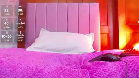 charlothe_dumont online show from June 30, 5:13 pm