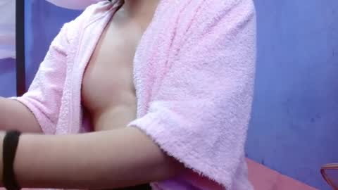 Snapshot of charlotteturners chatting on December 19, 8:23 pm VALERIA online show from December 19, 8:23 pm