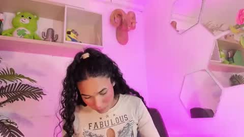 Chloe  online show from February 21, 8:49 pm