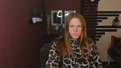 Chloe online show from December 1, 12:29 pm