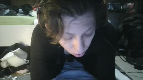 public femboi372 online show from November 16, 3:22 pm