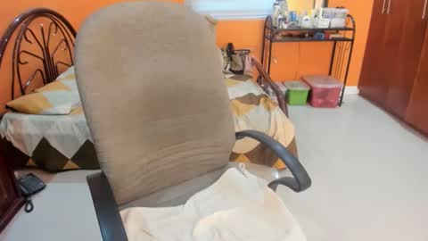 titanis online show from March 26, 8:18 am