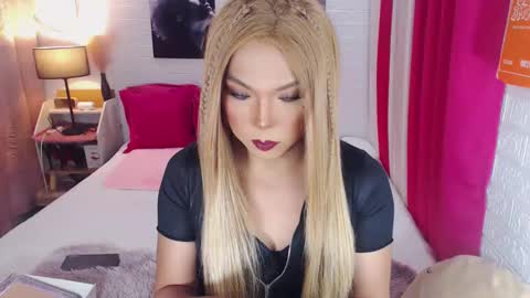 QUEEN SABRINA online show from October 23, 9:46 am