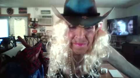 crossdrsr1 online show from February 8, 6:25 pm