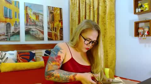 C H E R R Y  online show from March 8, 2:45 am