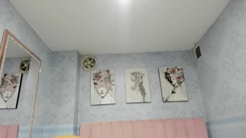 Adam online show from December 25, 11:33 am